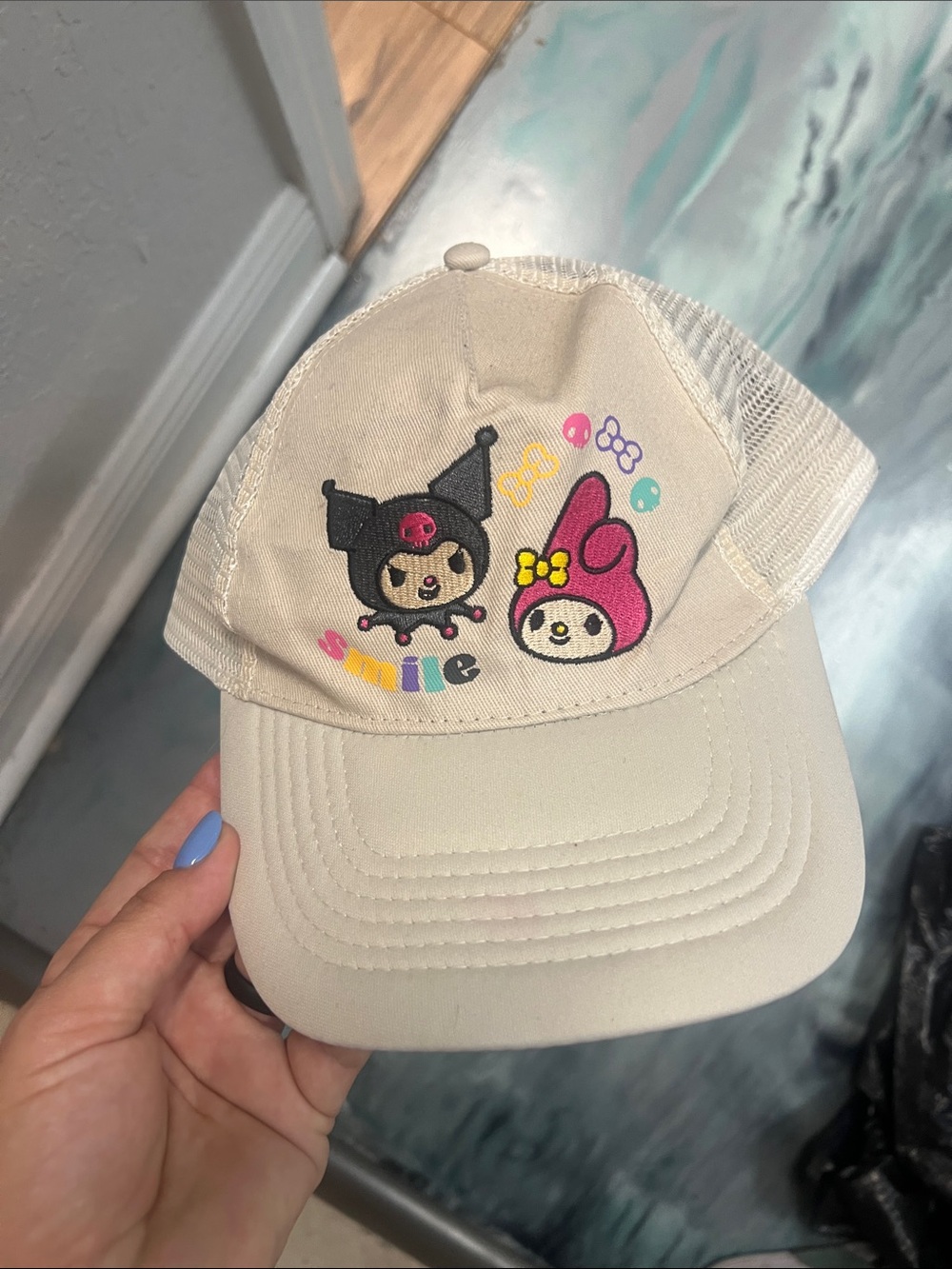Kids Beige Character Mesh Trucker Hat - Smile
